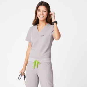 NWT/LIMITED EDITION Figs Catarina Scrub Top - Slate (M)